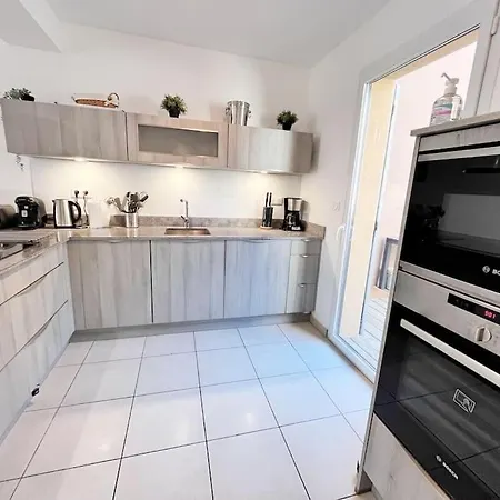 Сasa de vacaciones T3 La Crique- Piscine -terrasses -wifi -parking *