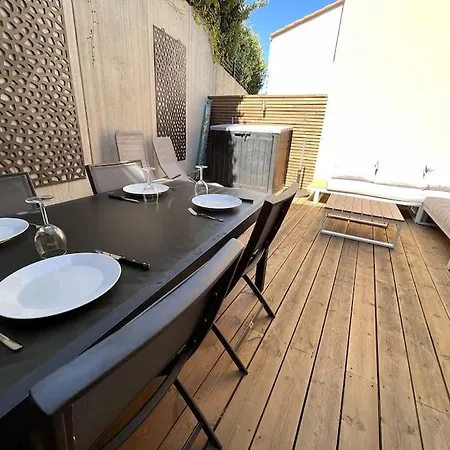 Holiday home T3 La Crique- Piscine -terrasses -wifi -parking Collioure