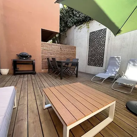 T3 La Crique- Piscine -terrasses -wifi -parking Holiday home