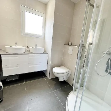 Holiday home T3 La Crique- Piscine -terrasses -wifi -parking