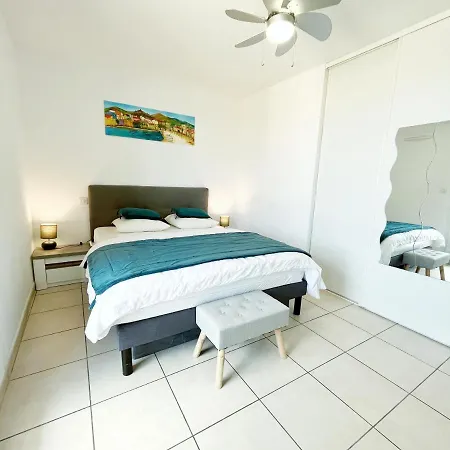 Holiday home T3 La Crique- Piscine -terrasses -wifi -parking *
