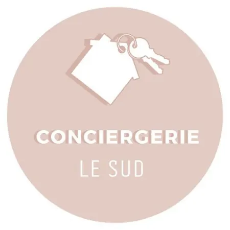 T3 La Crique- Piscine -terrasses -wifi -parking Holiday home *
